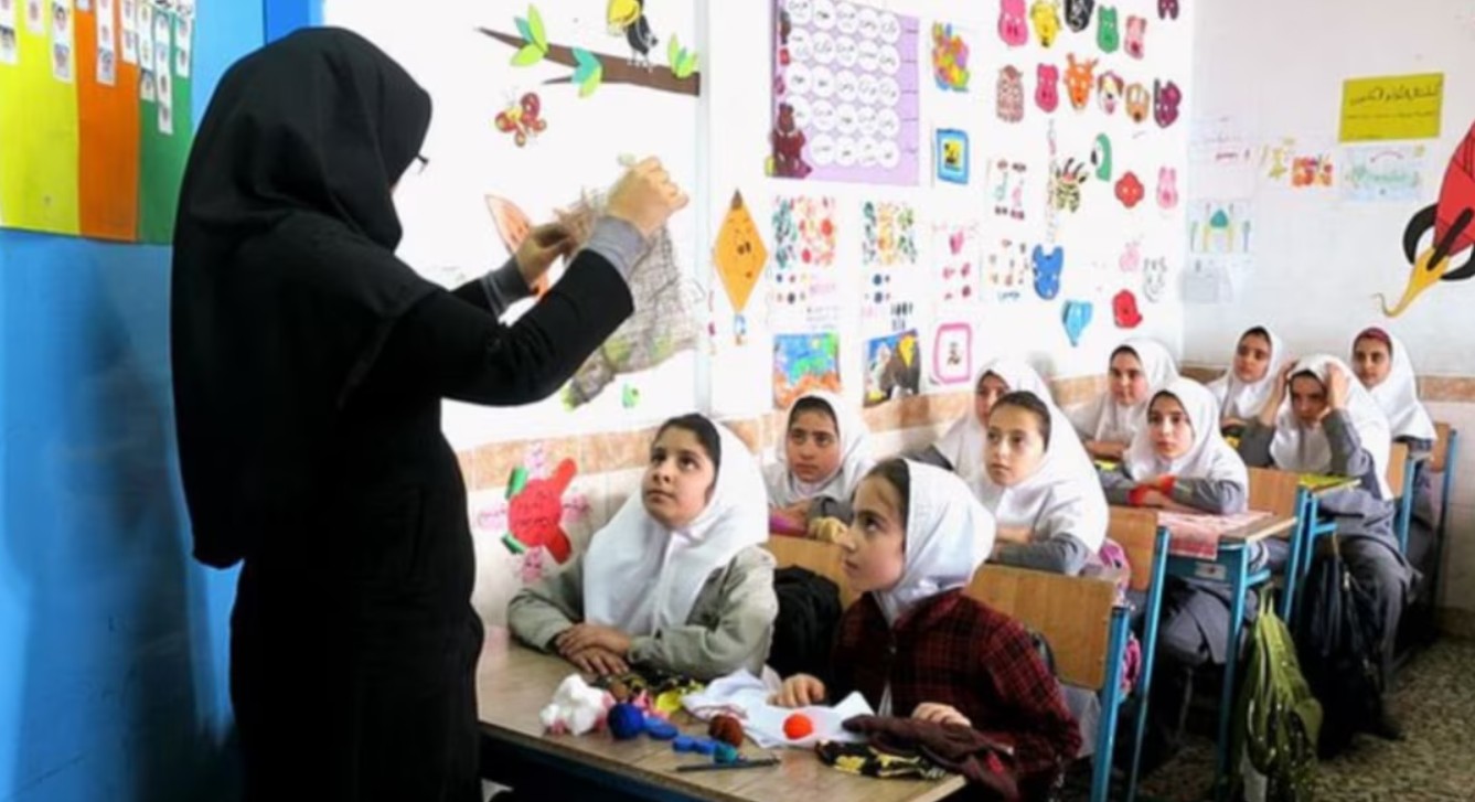 تفاوت مشاغل دبیری با هنرآموز در آموزش و پرورش