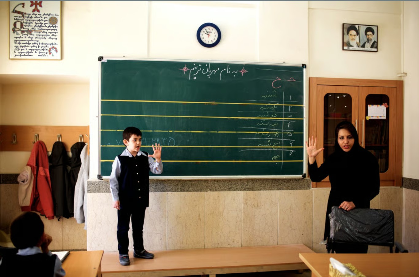 روش تمرین تحلیلی و ارائه شفاهی کانون ارزیابی مصاحبه فرهنگیان